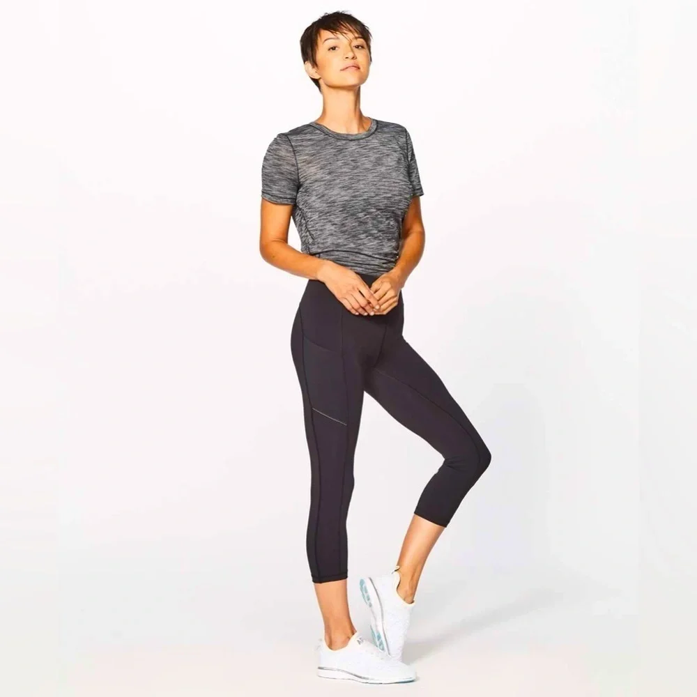 LULULEMON | SPEED UP CROP 21” IN BLACK LEGGINGS SIZE 6